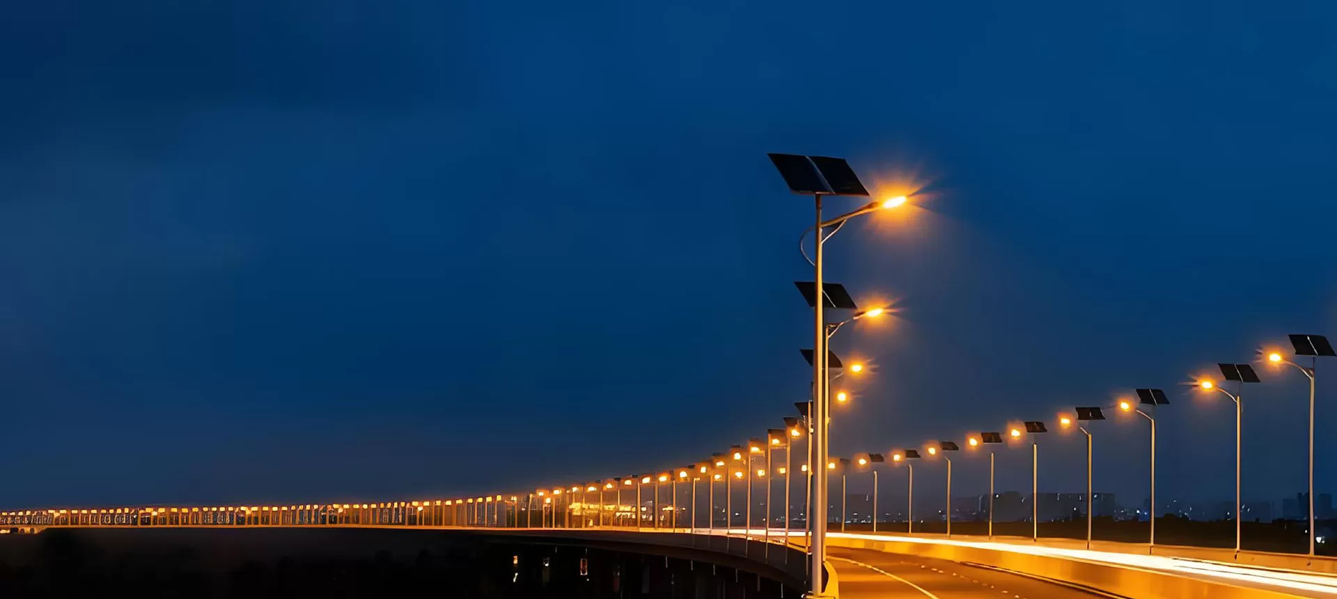 Luzes de rua solares divididas com eficiência energética