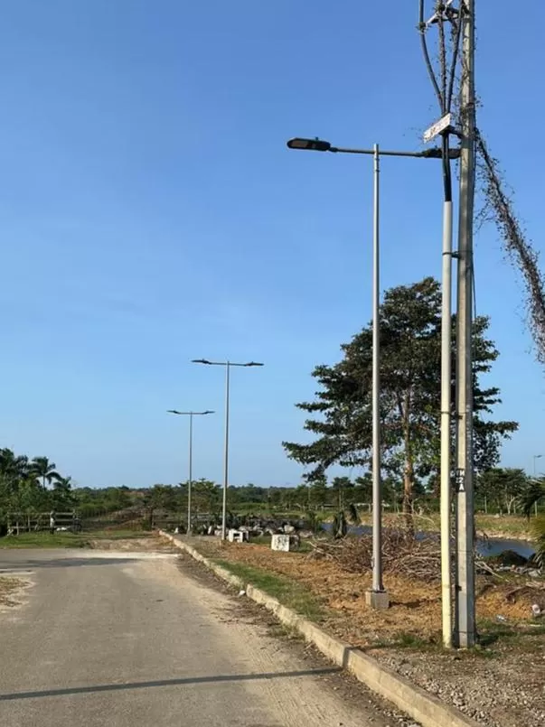 Cooperação OEM ODM em iluminação fotovoltaica inteligente