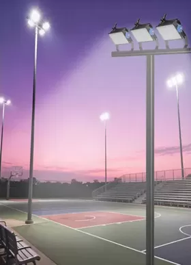 Iluminação de quadra de esportes ao ar livre